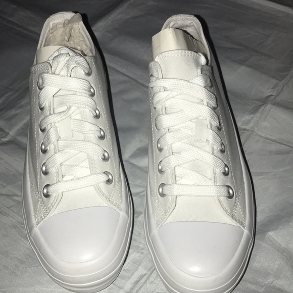 No Boundaries Shoes - EUC No Boundaries canvas platform sneakers